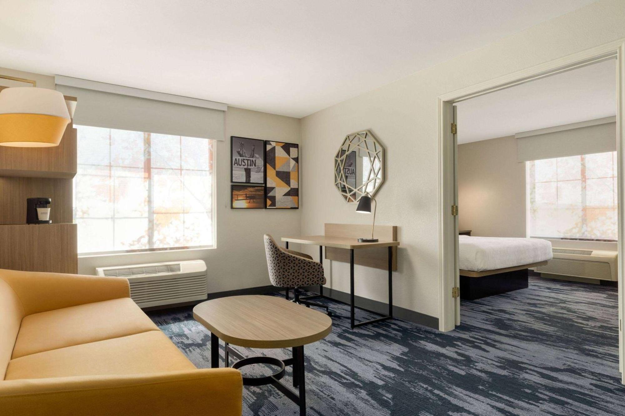 La Quinta By Wyndham Austin Southwest Hotell Exteriör bild